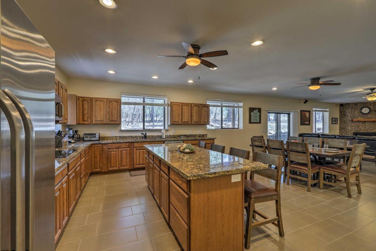 Spacious Pinetop-Lakeside Home With Hot Tub And Grill! Extérieur photo